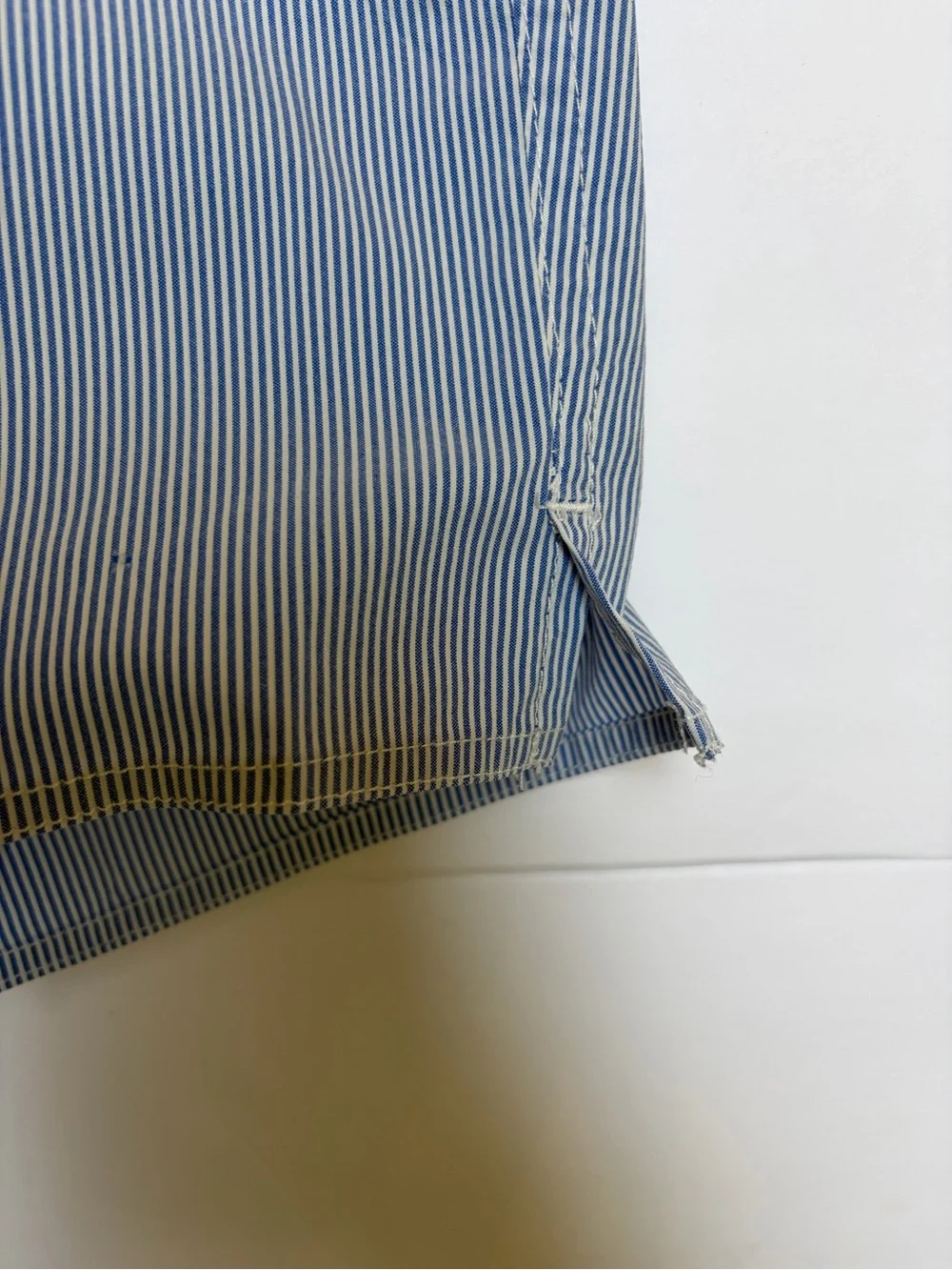 Parke & Ronen Men’s Blue White Stripe Swim Trunks Size 28 USA Made
